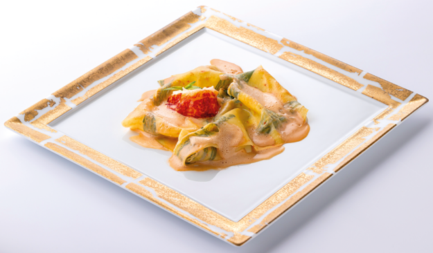 Lasagne di aragosta con dragoncello e spinaci