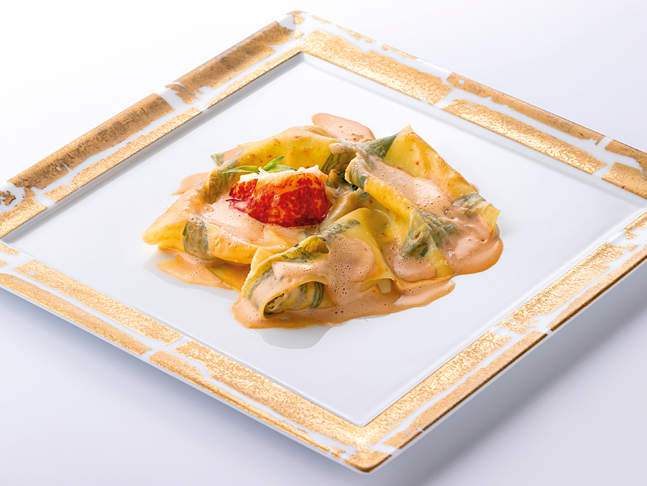 Lasagne di aragosta con dragoncello e spinaci