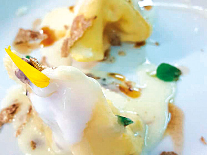 Stregottini di Benevento - pasta con provola e patate, tartufo scorzone e caciocavallo di castelfranco in miscano