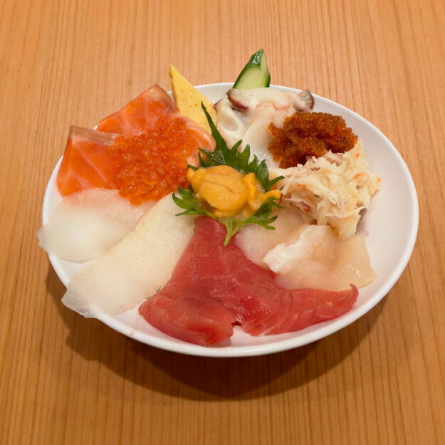 Moi omakase kaisen don bowl riso